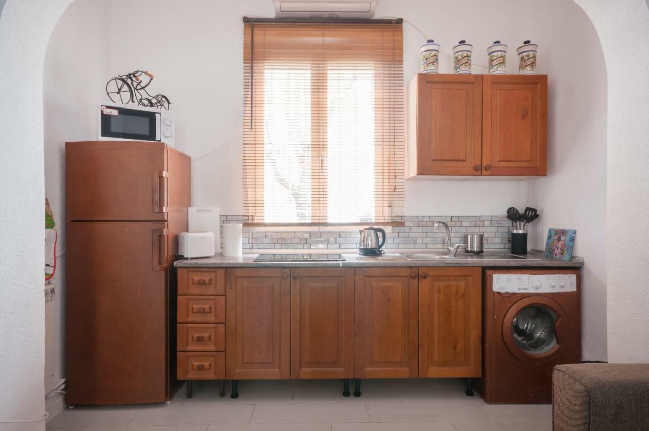 Apartamento 6 Mirasierras Madrid Eksteriør billede